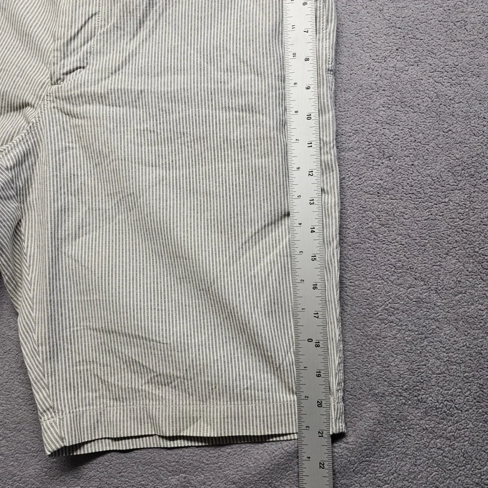 Banana Republic Emerson Chino Shorts Mens 34 Blue White Striped Slash Pocket